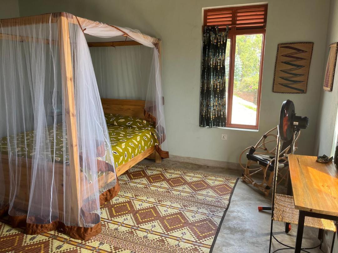 Amazi Land Home And Farm Stay Kibuye Buitenkant foto