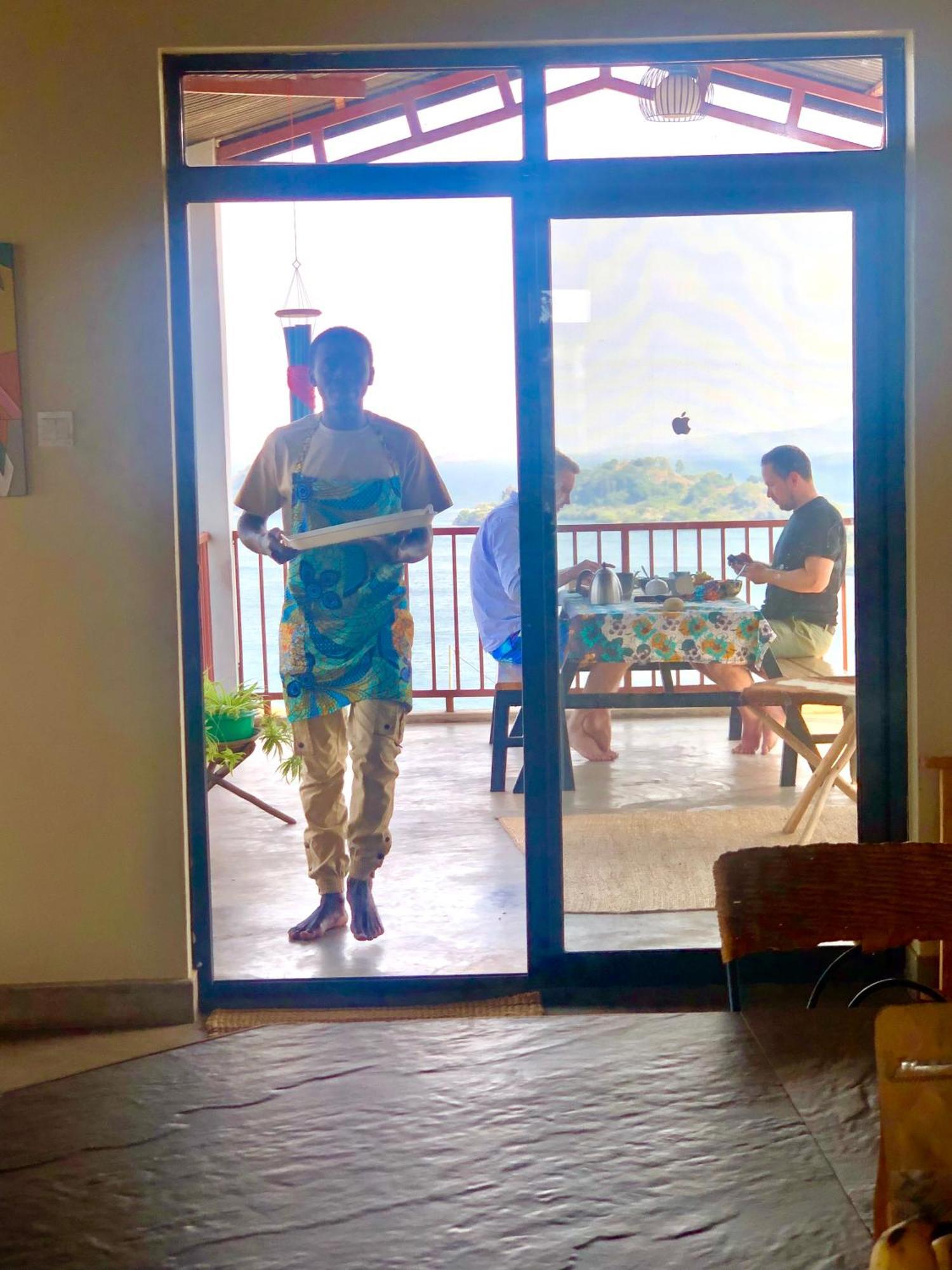 Amazi Land Home And Farm Stay Kibuye Buitenkant foto